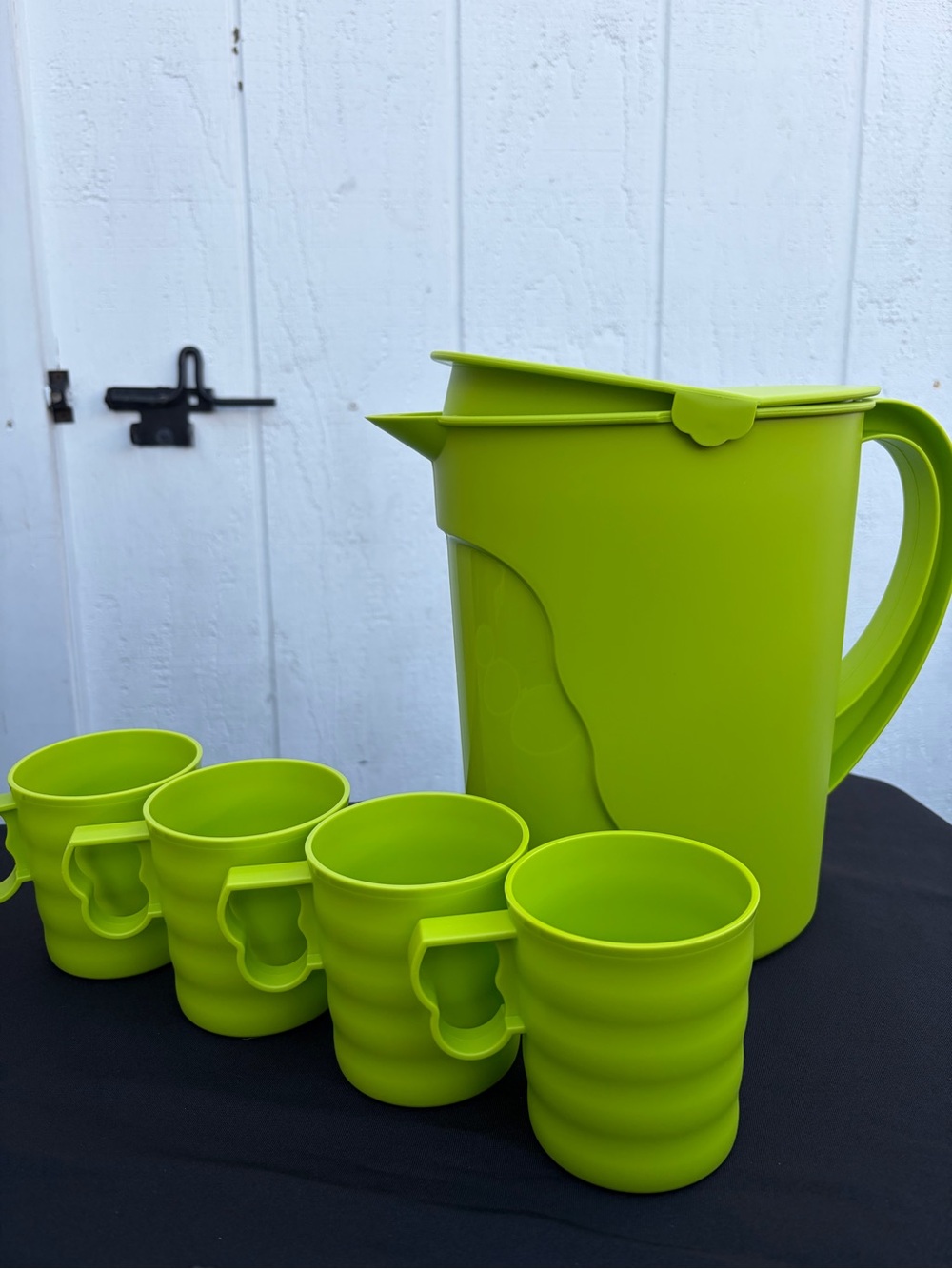 Tupperware Neon Green Pitcher with Four Matching Cups